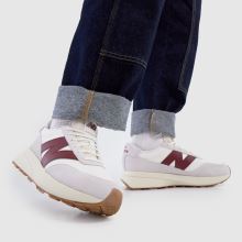 New Balance 370,2 of 4