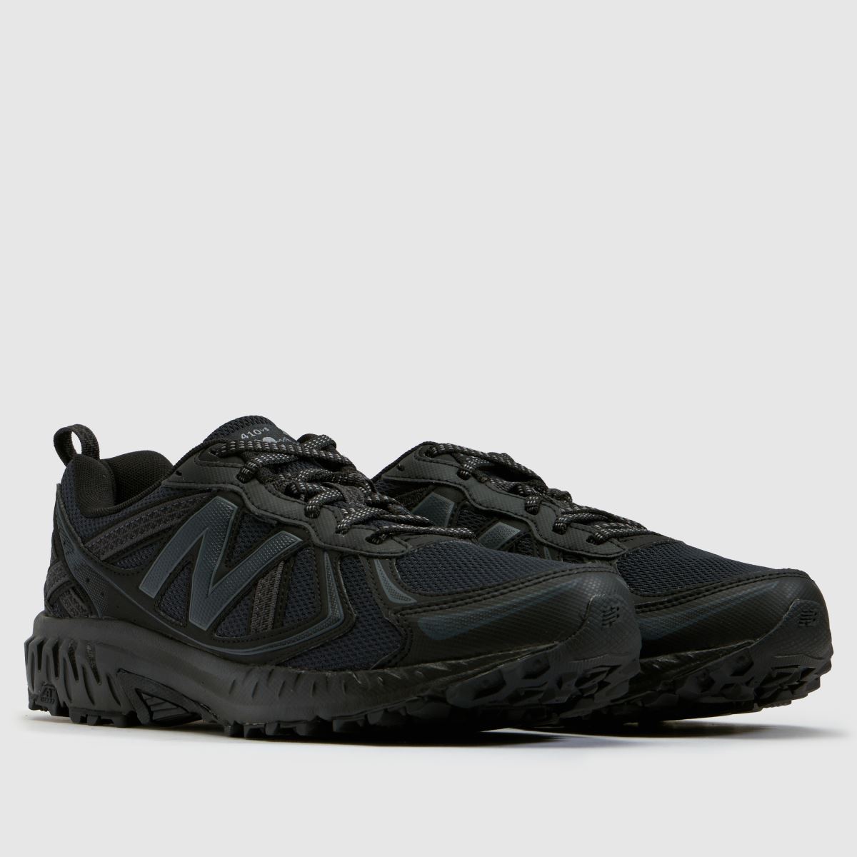 New Balance 410v5 in Black New Balance 410v5 1