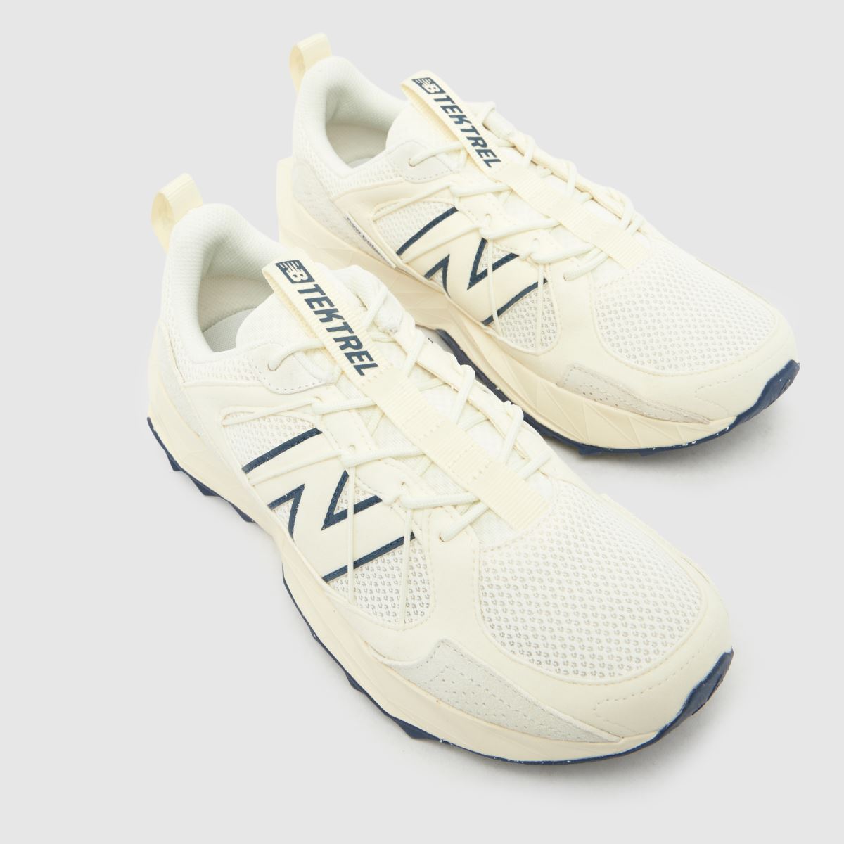 New Balance Tektrel in Beige Multi New Balance Tektrel 4