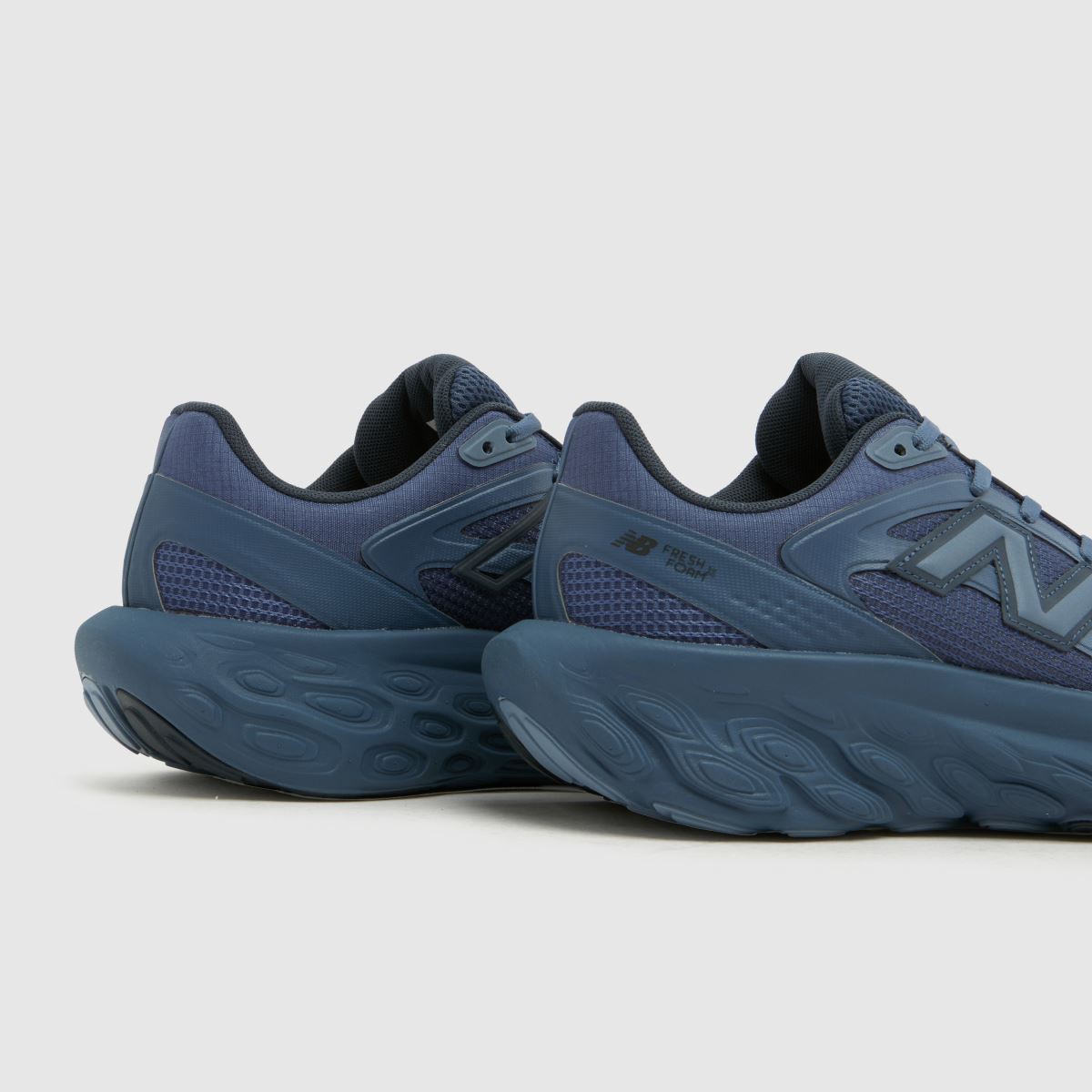 New Balance Fresh Foam TRN in Navy New Balance Fresh Foam TRN 7