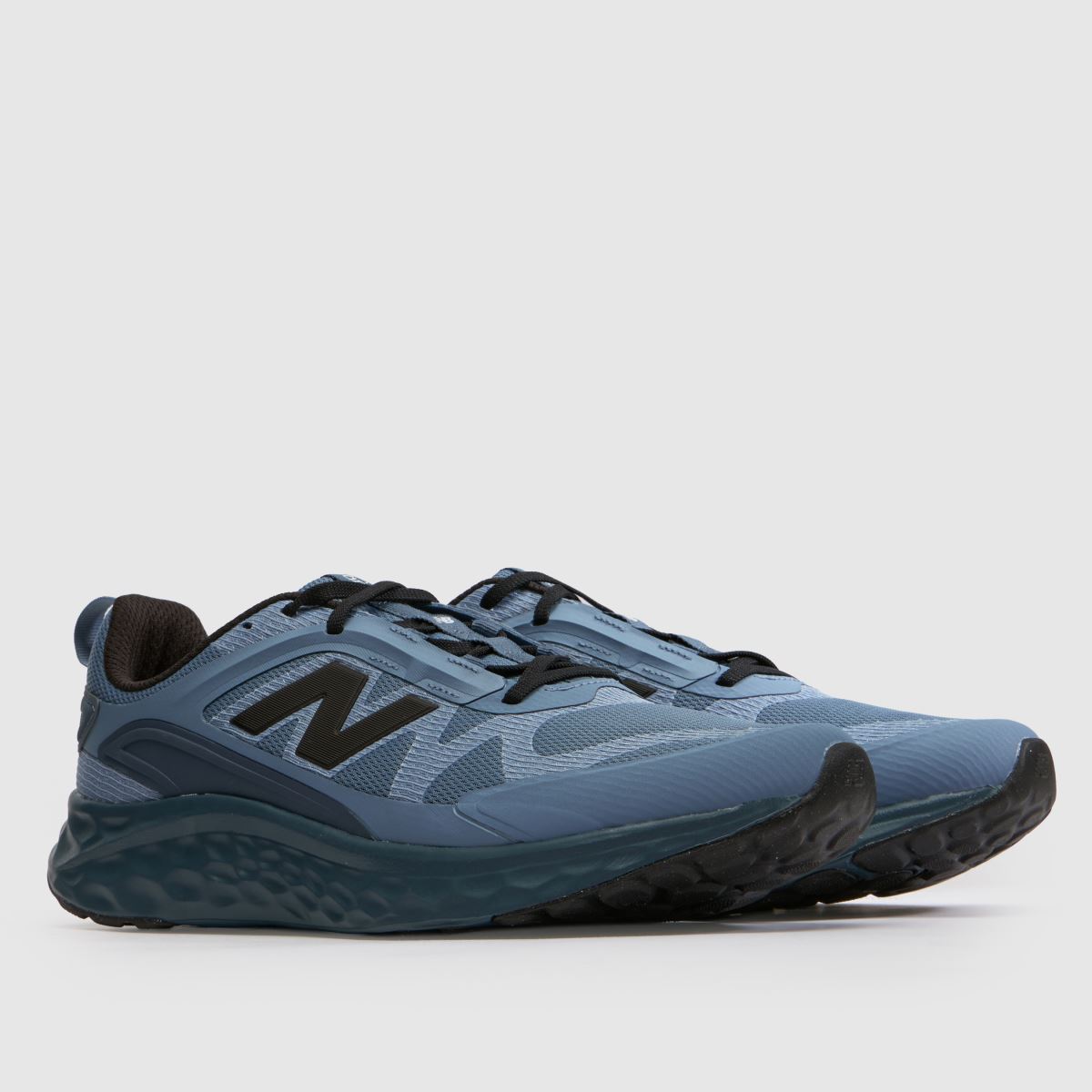 New Balance Arishi V4 in Blue New Balance Arishi V4 1
