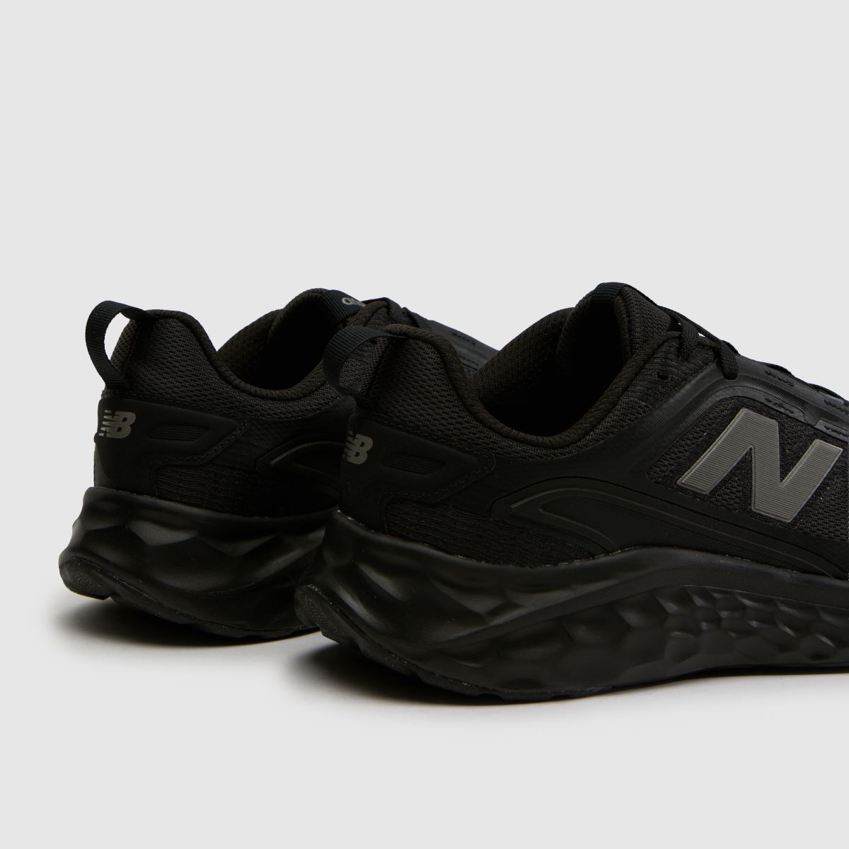 New Balance Fresh Foam Arishi V4 in Black New Balance Fresh Foam Arishi V4 4