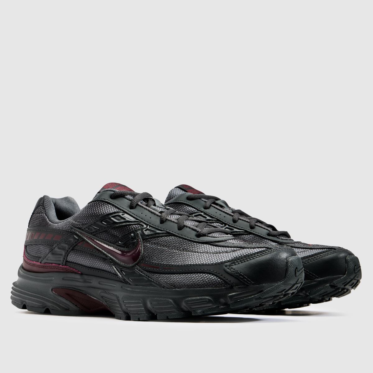 Nike Initiator in Grey Multi Nike Initiator 1