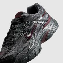 Nike Initiator in Grey Multi Nike Initiator,3 of 4