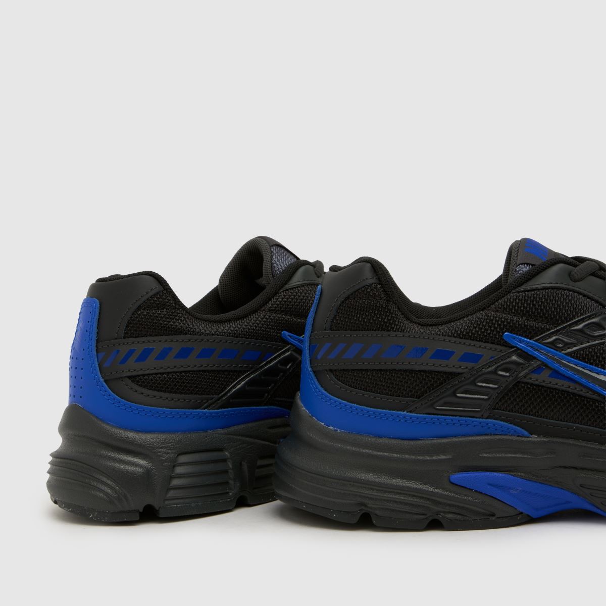 Nike Initiator in Black and blue Nike Initiator 7