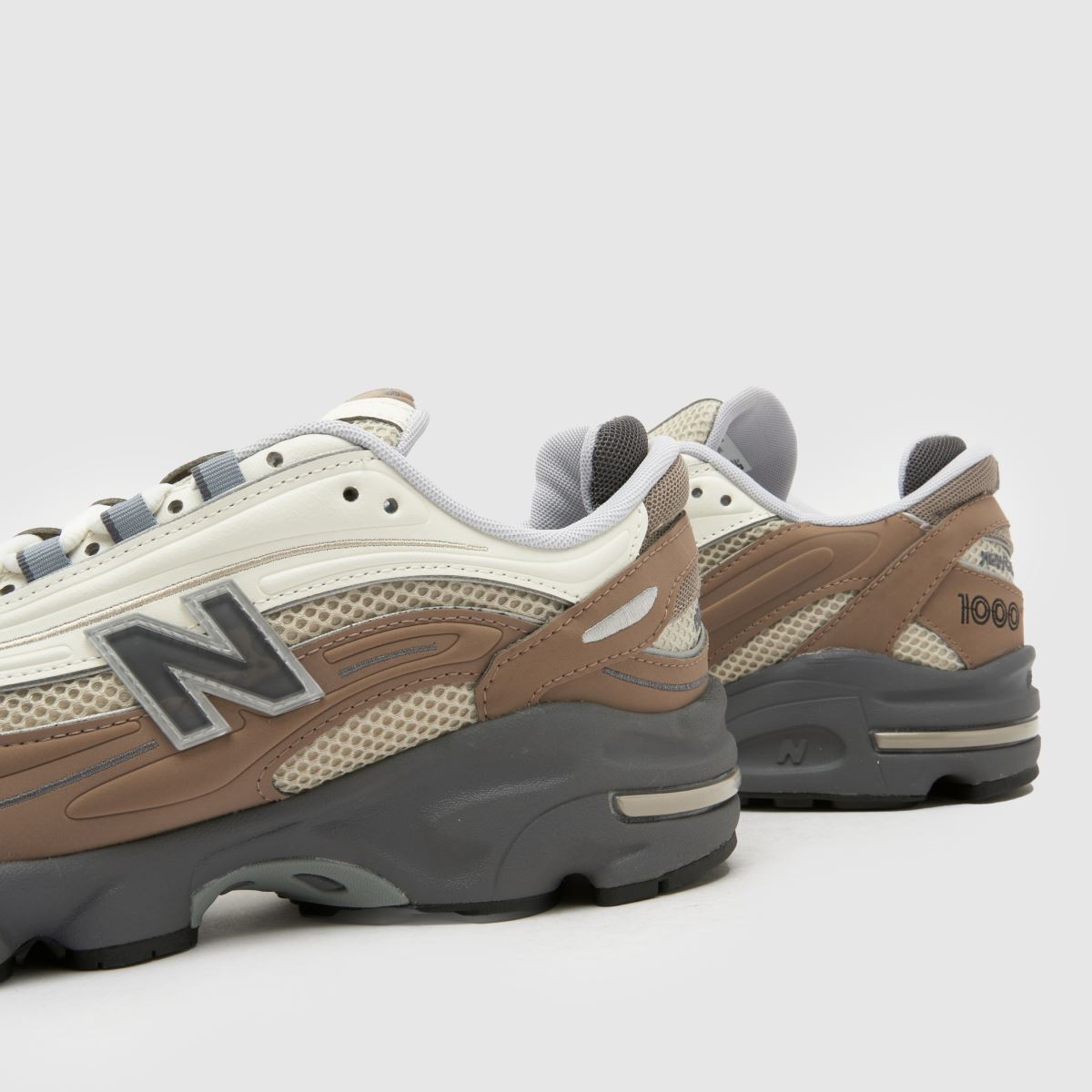 New Balance 1000 in Beige & Brown New Balance 1000 7