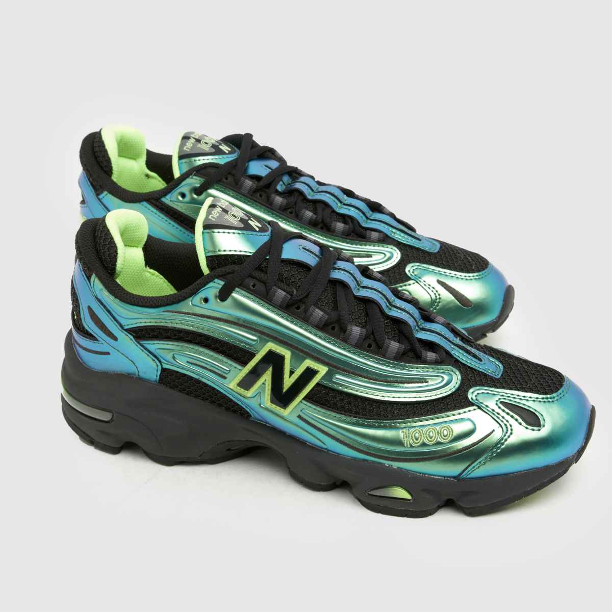 New Balance 1000 in Black & Green New Balance 1000 4