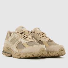New Balance 2002 in Beige New Balance 2002,2 of 4