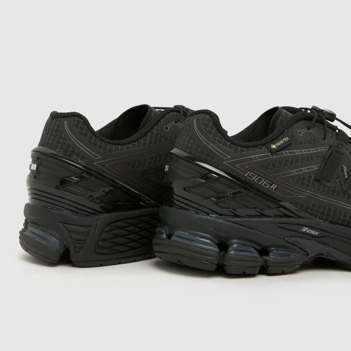 New Balance 1906 in Black New Balance 1906 7