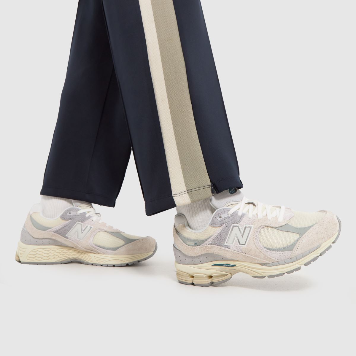 Mens Offwhite New Balance 2002r Trainers schuh