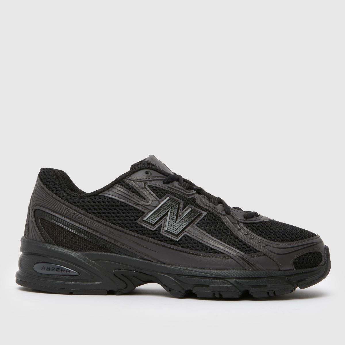New Balance 740 Trainers in Black