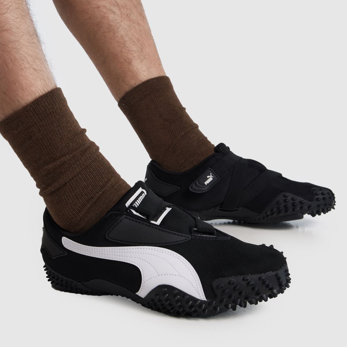 PUMA Mostro in Black & White PUMA Mostro 8