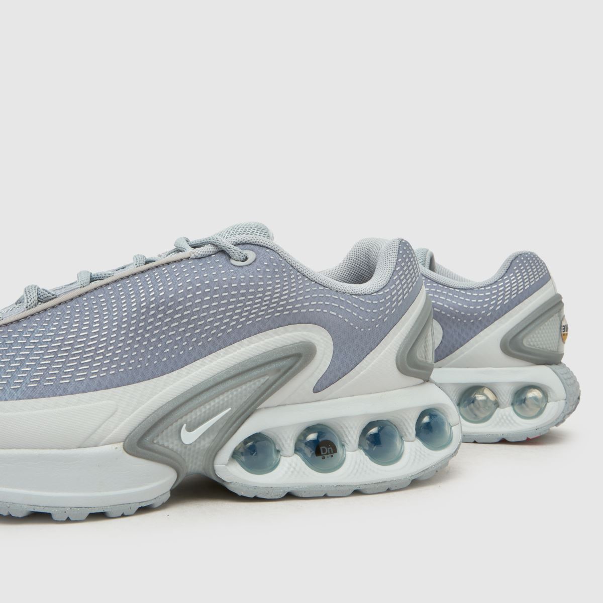 Nike Air Max DN in Light Grey Nike Air Max DN 7