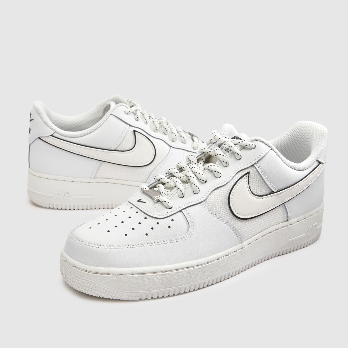 Nike Air Force 1 in White Nike Air Force 1 7