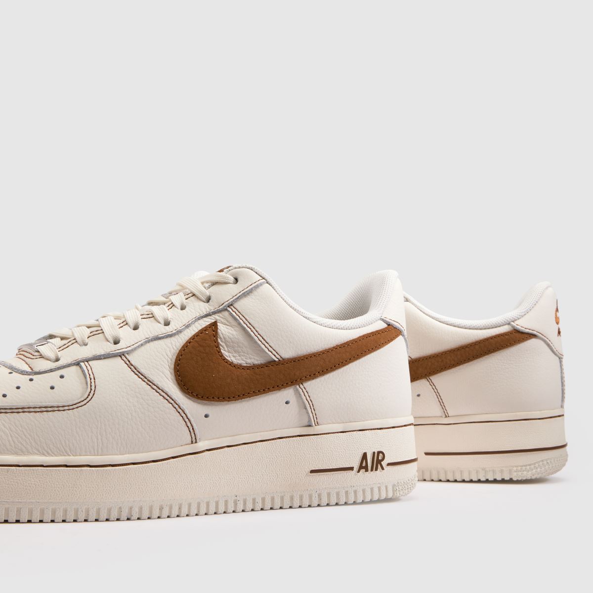 Nike Air Force 1 in Beige & Brown Nike Air Force 1 7
