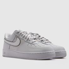 Nike Air Force 1 in Light Grey Nike Air Force 1,2 of 4