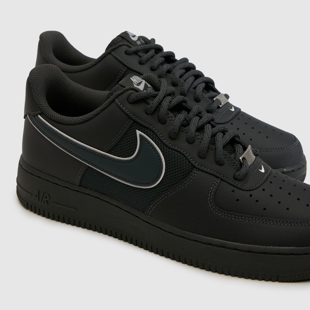 Nike Air Force 1 in Dark Grey Nike Air Force 1 4