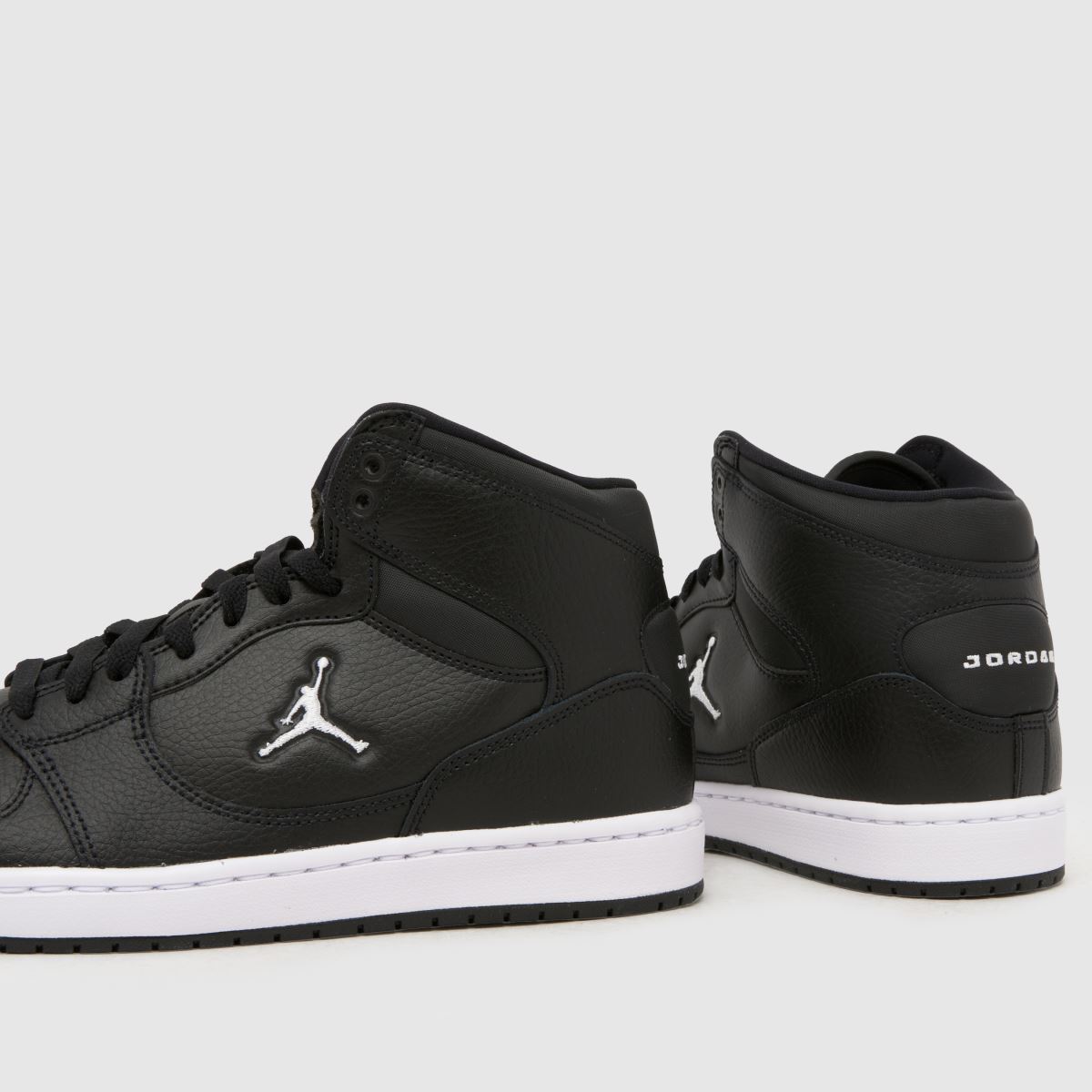 Nike Jordan Jordan Court Mid Connect in Black & White Nike Jordan Jordan Court Mid Connect 7