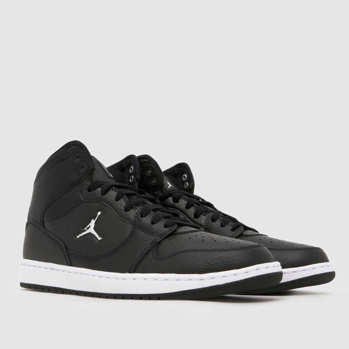 Nike Jordan Jordan Court Mid Connect in Black & White Nike Jordan Jordan Court Mid Connect 8