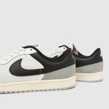Nike Jordan Skyline Low in Black & Grey Nike Jordan Skyline Low,4 of 4