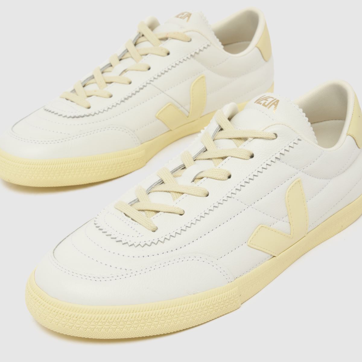 VEJA Panenka in White Multi VEJA Panenka 4