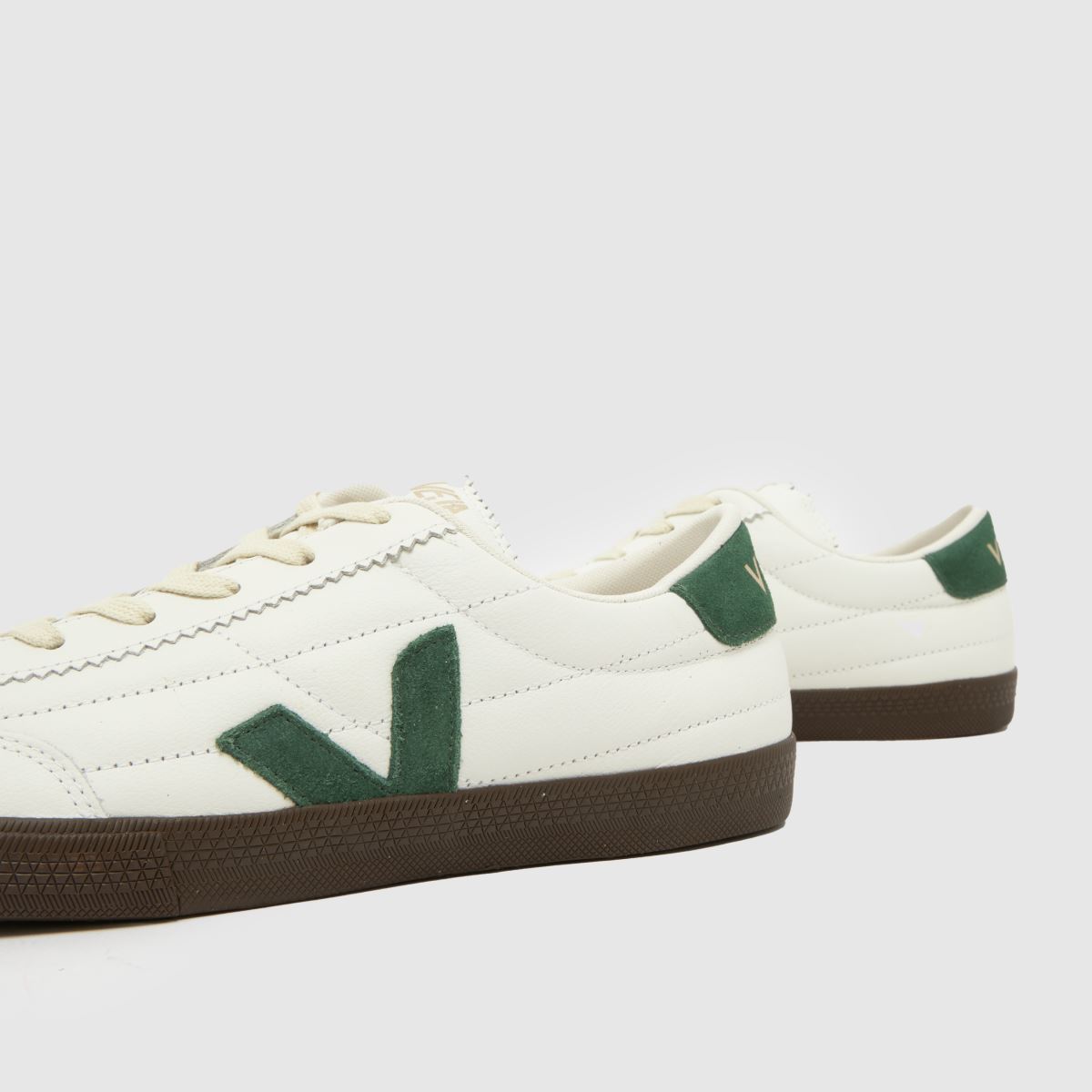 VEJA Panenka in White & Green VEJA Panenka 7