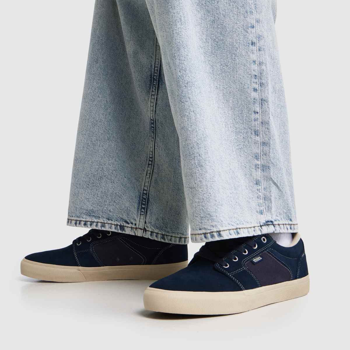 Etnies Barge LS in Navy Multi Etnies Barge LS 8