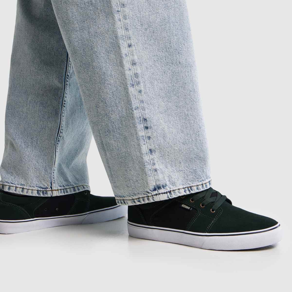 Etnies Barge LS in Green Etnies Barge LS 8