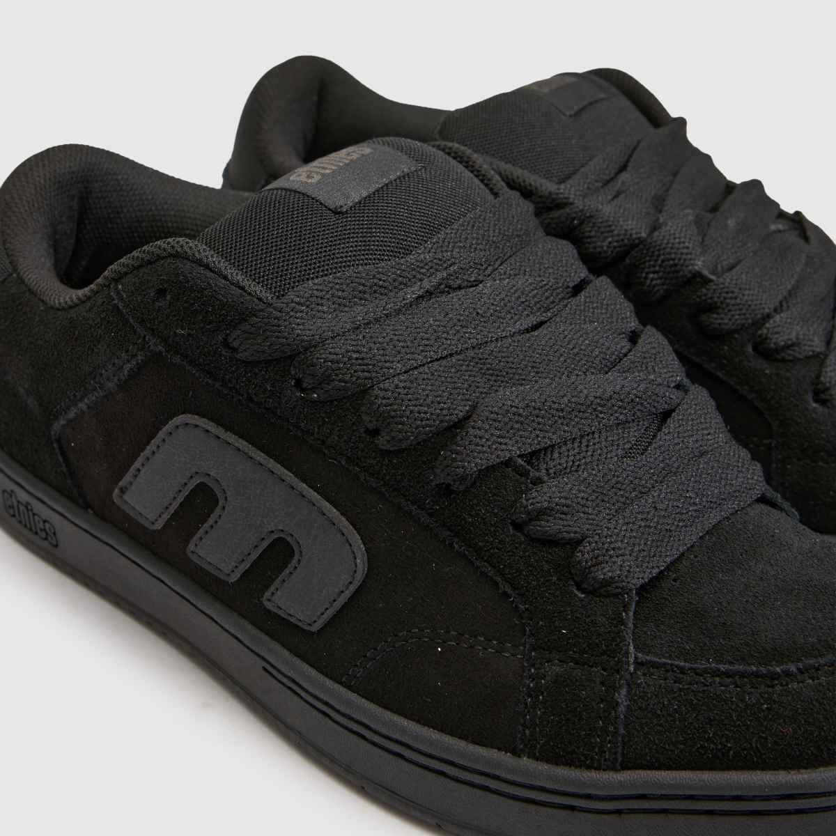 Etnies Kingpin 2K in Black Etnies Kingpin 2K 4