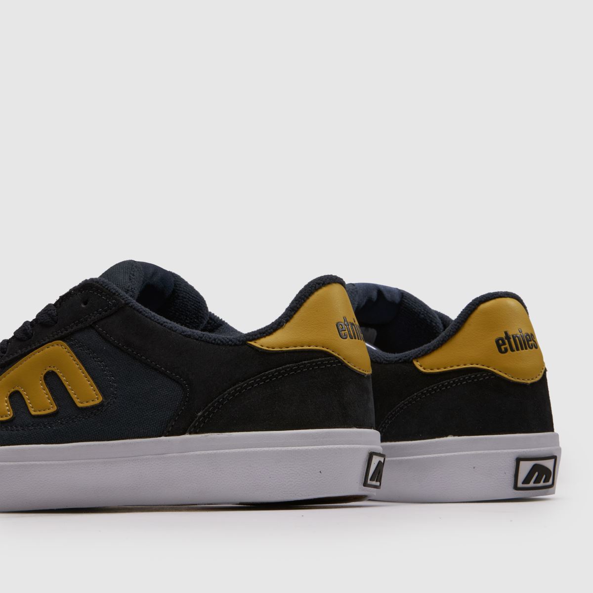 Etnies Locut Vulc in Navy & Gold Etnies Locut Vulc 7