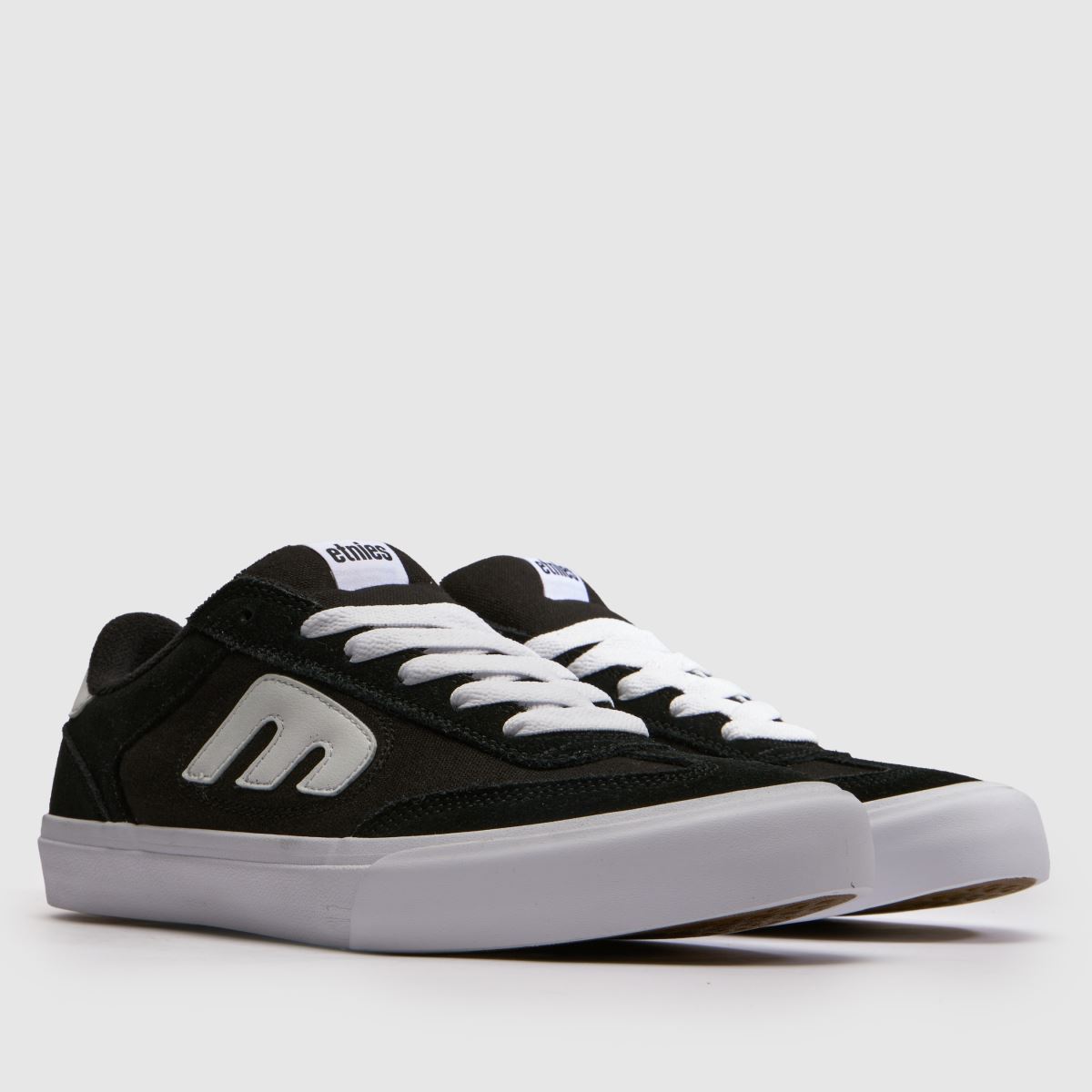 Etnies Locut Vulc in Black & White Etnies Locut Vulc 1