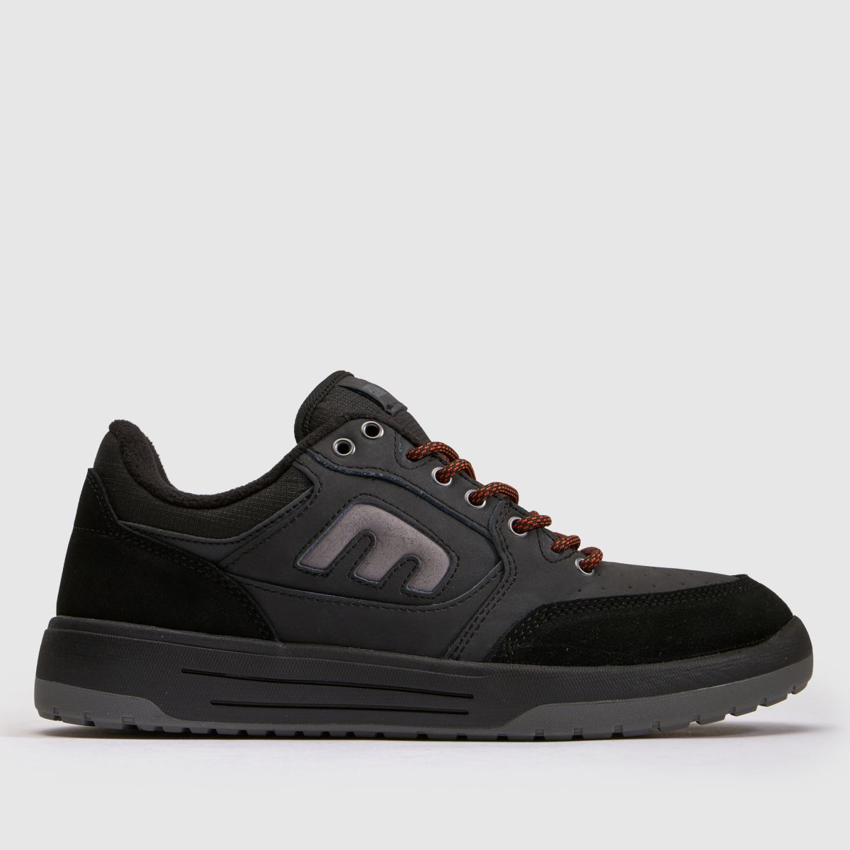Etnies Loot Lo Weatherised in Black & Grey Etnies Loot Lo Weatherised