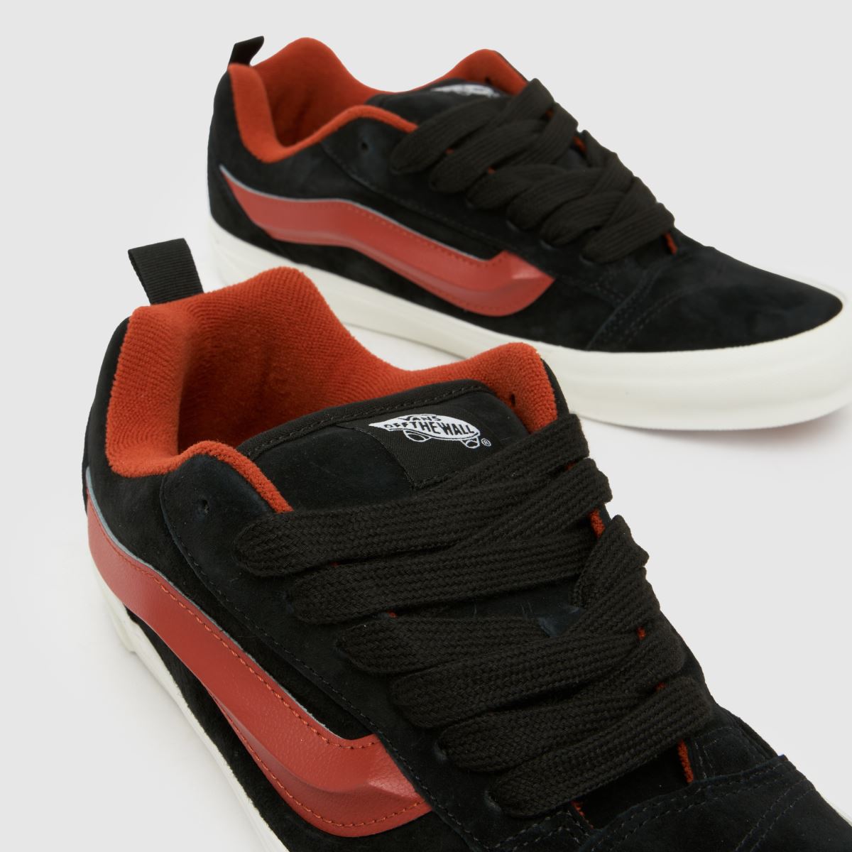 Vans Knu Skool in Black & Orange Vans Knu Skool 4