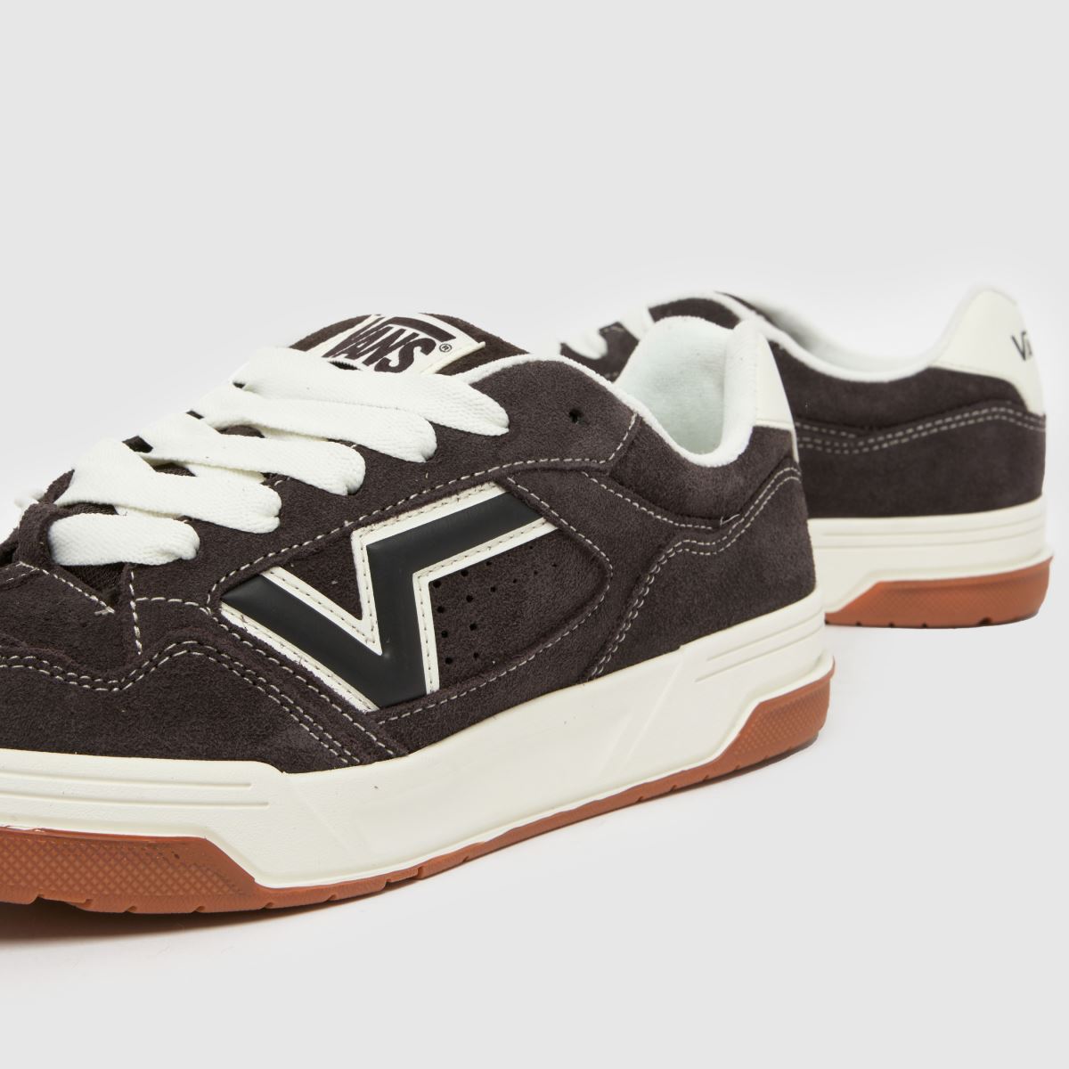 Vans Upland in Dark Brown Vans Upland 7