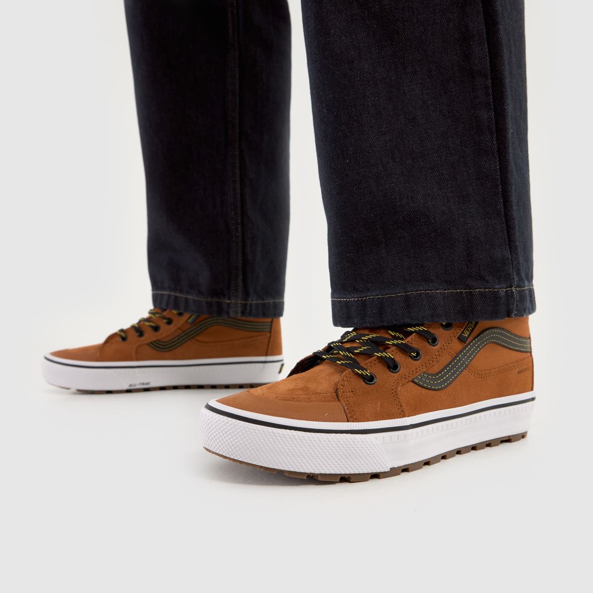 Vans MTE Sk8-Hi in Tan Vans MTE Sk8-Hi 8