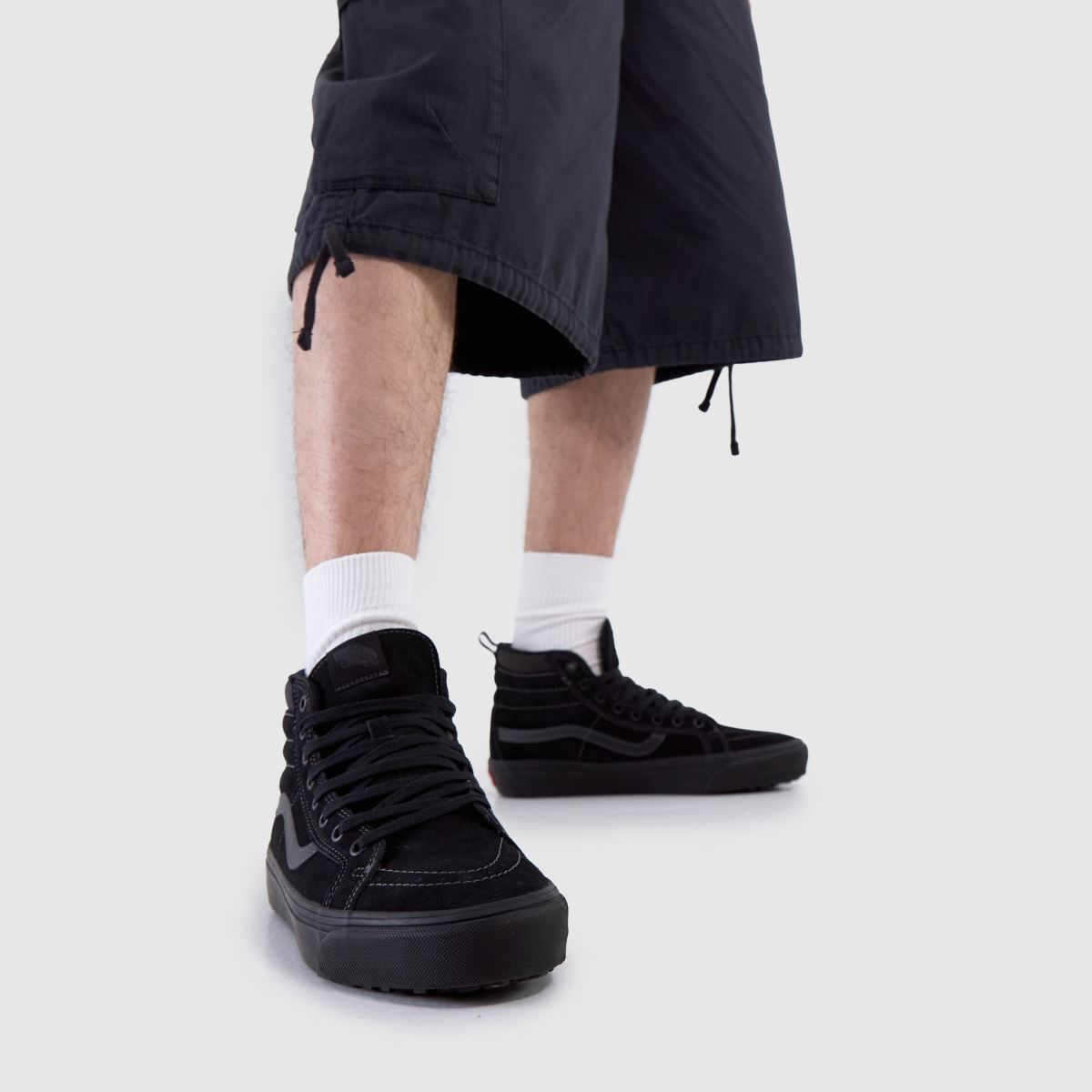 Vans MTE Sk8-Hi in Black Vans MTE Sk8-Hi 8