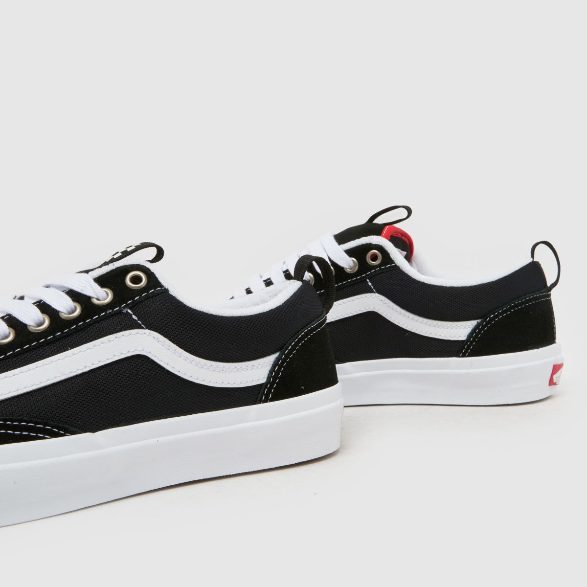 Vans Old Skool Skate 36+ in Black & White Vans Old Skool Skate 36+ 7