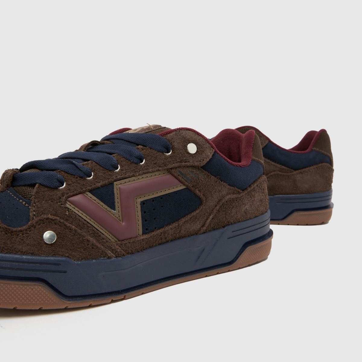 Vans Upland in Dark Brown Vans Upland 7
