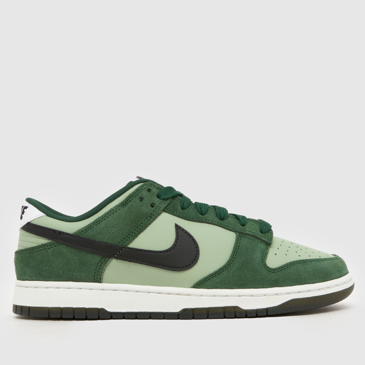 Nike Dunk Low Trainers in Green Multi