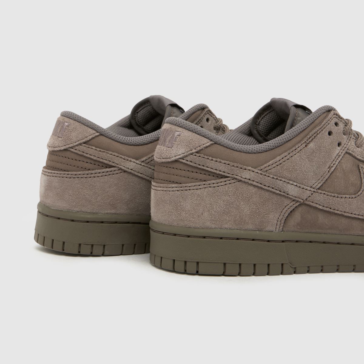 Nike Dunk Low in Grey Nike Dunk Low 7