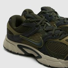 Nike V5 RNR in Dark Green Nike V5 RNR,3 of 4