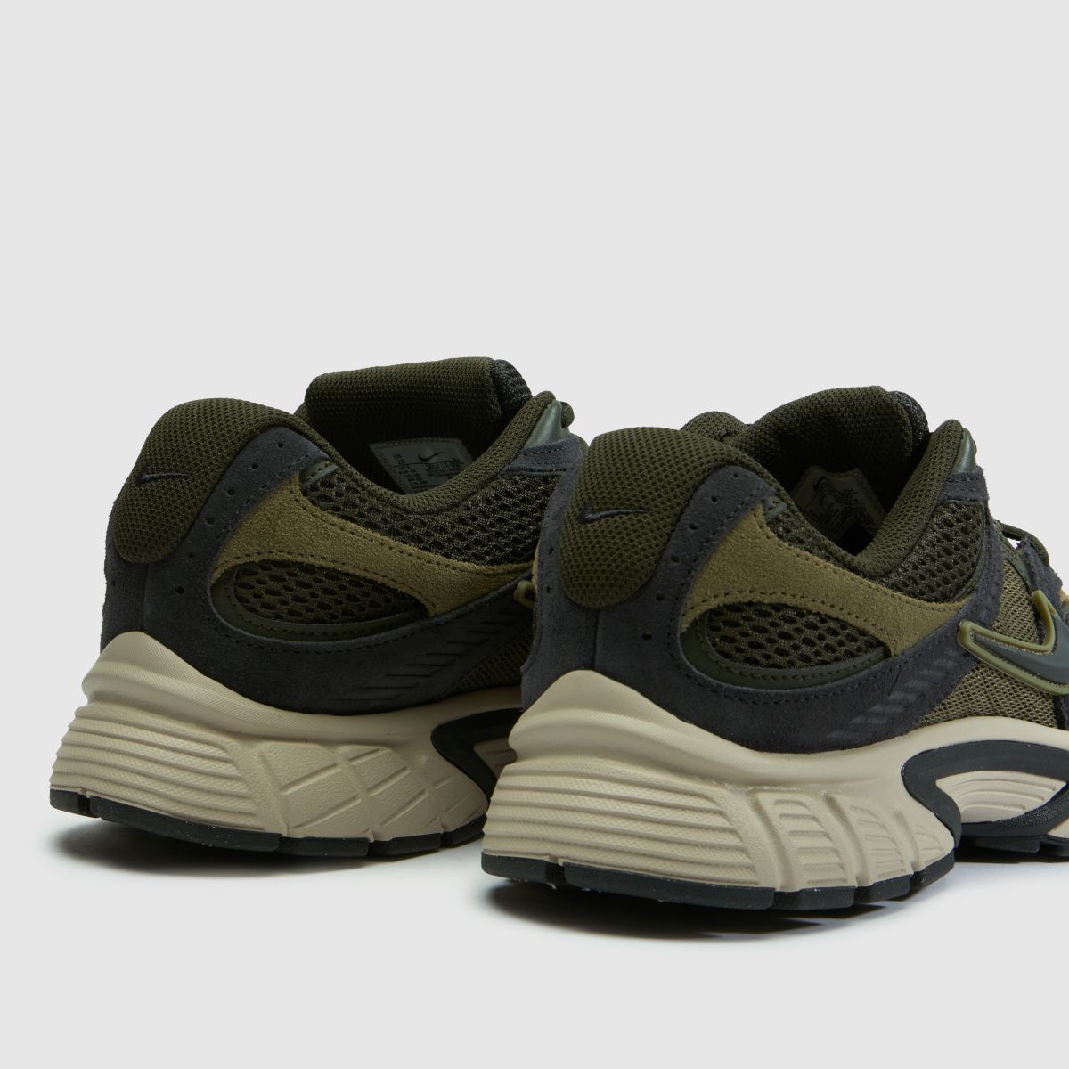 Nike V5 RNR in Dark Green Nike V5 RNR 7