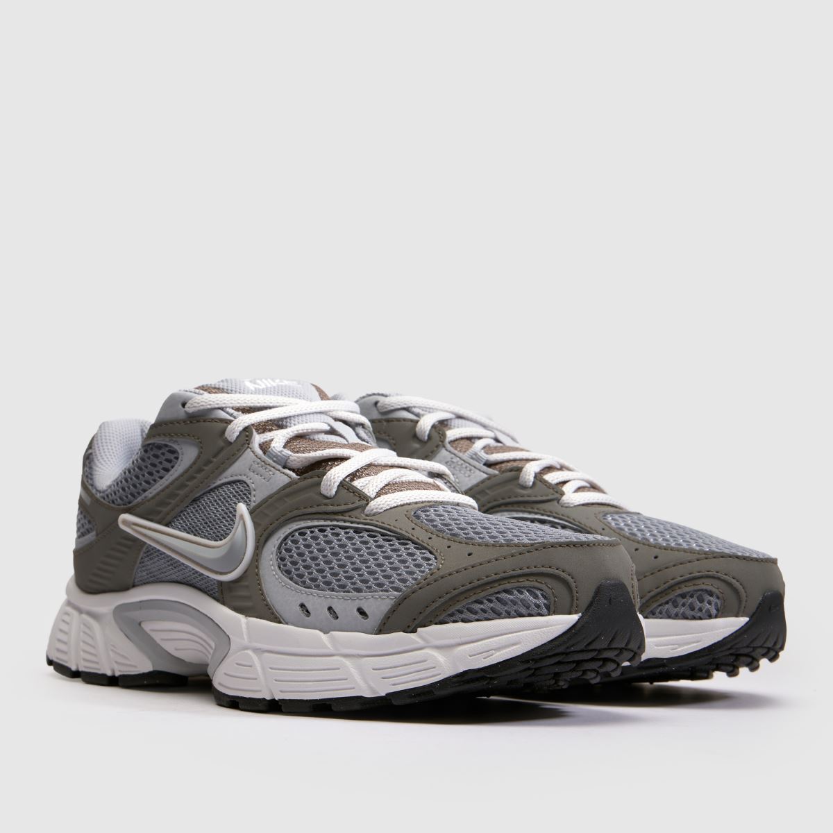 Nike V5 RNR in Stone Multi Nike V5 RNR 1