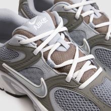 Nike V5 RNR in Stone Multi Nike V5 RNR,3 of 4