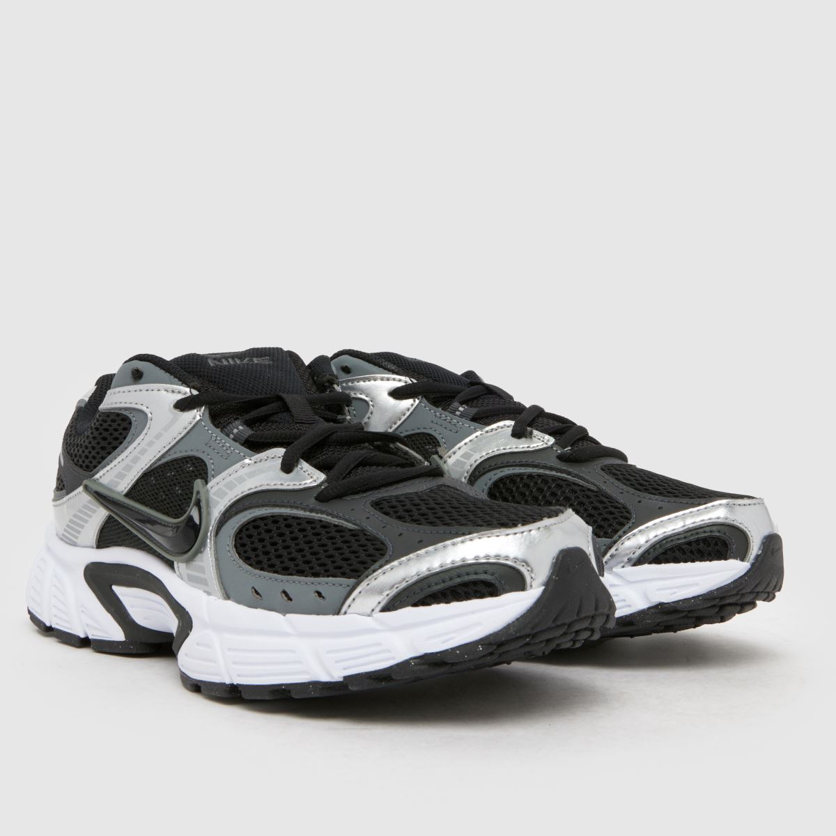 Nike V5 RNR in Black & Grey Nike V5 RNR 1