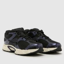 Nike V5 RNR in Black & Purple Nike V5 RNR,2 of 4