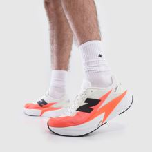 New Balance FuelCell Rebel V5,2 of 4