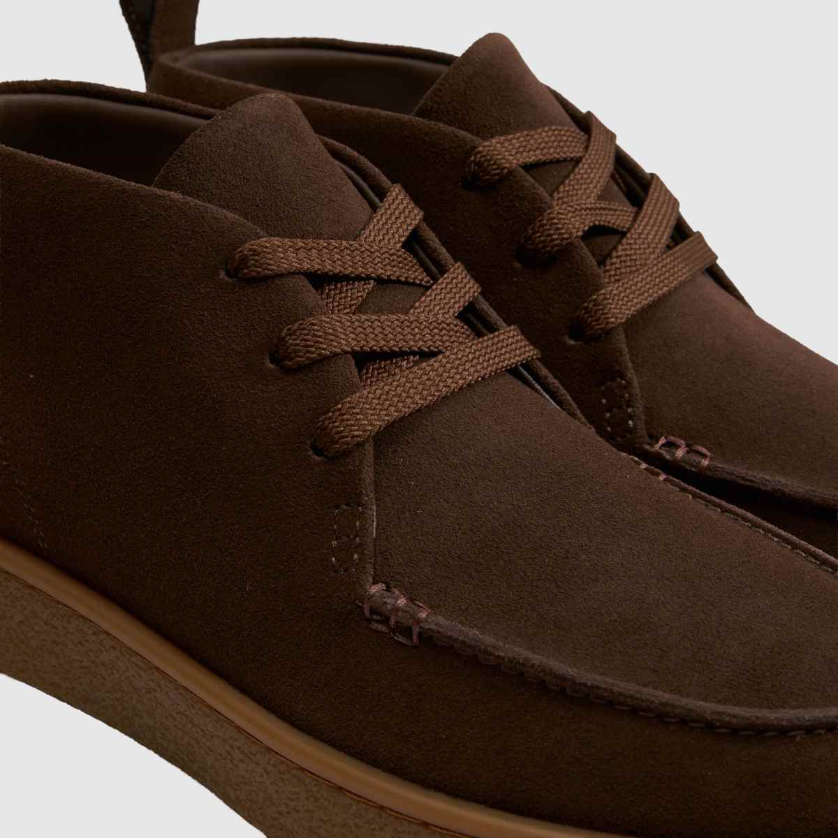 Lacoste Baseshot Chukka in Dark Brown Lacoste Baseshot Chukka 4