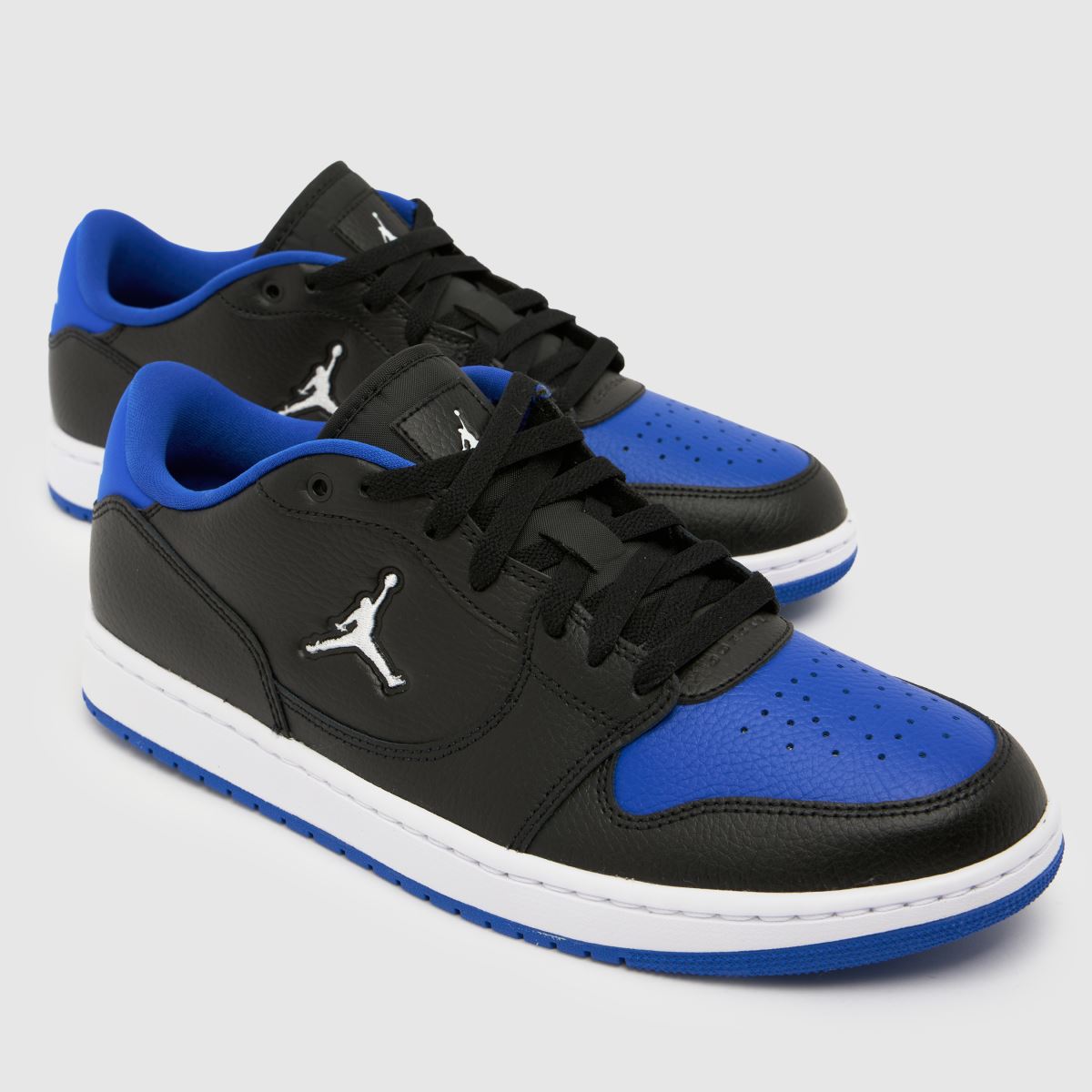 Nike Jordan Court Connect Low in Black and blue Nike Jordan Court Connect Low 4