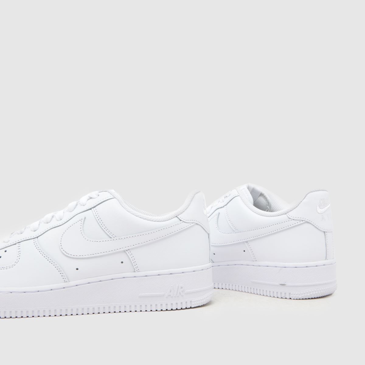 Nike Air Force 1 in White Nike Air Force 1 7